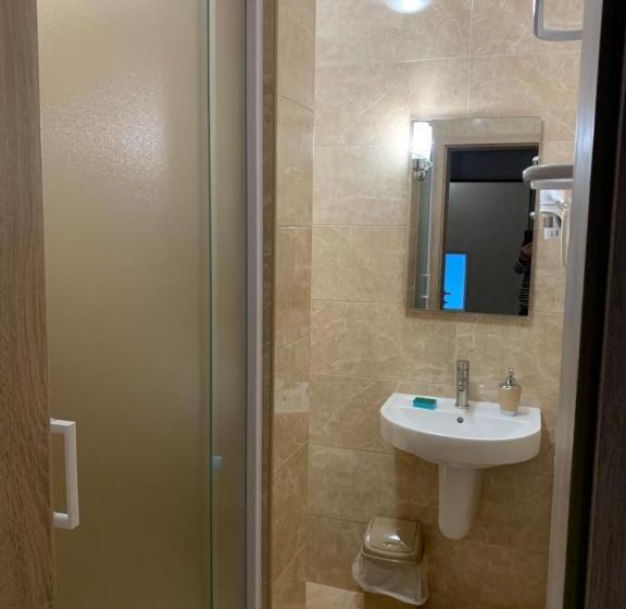 اتاق استاندارد چهار تخته, каприз