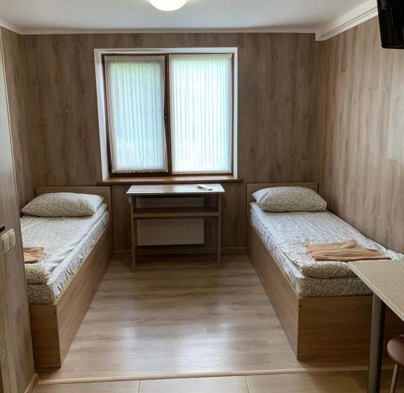 اتاق استاندارد چهار تخته, каприз