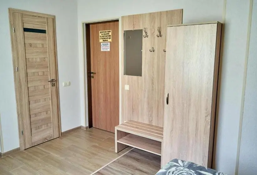 اتاق استاندارد سه نفره, каприз