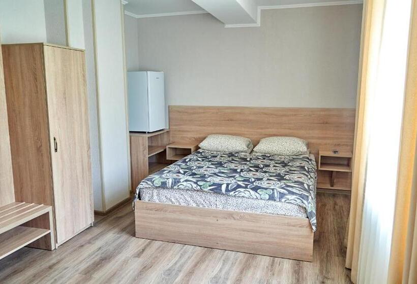 اتاق استاندارد سه نفره, каприз