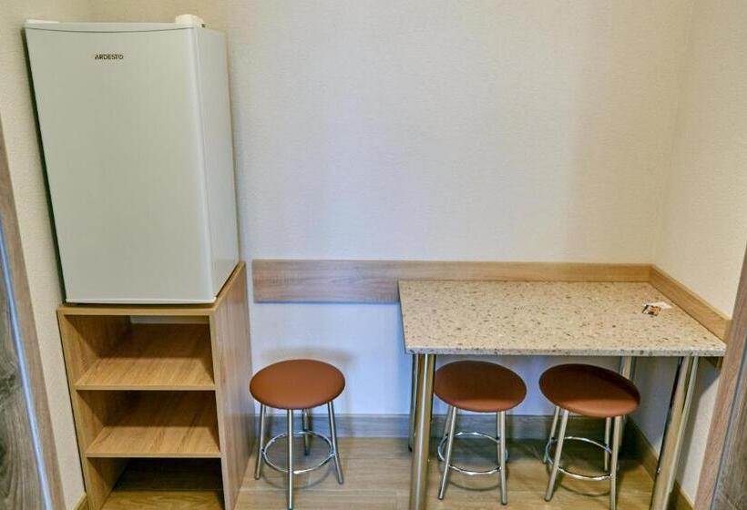 سوییت خانوادگی, каприз