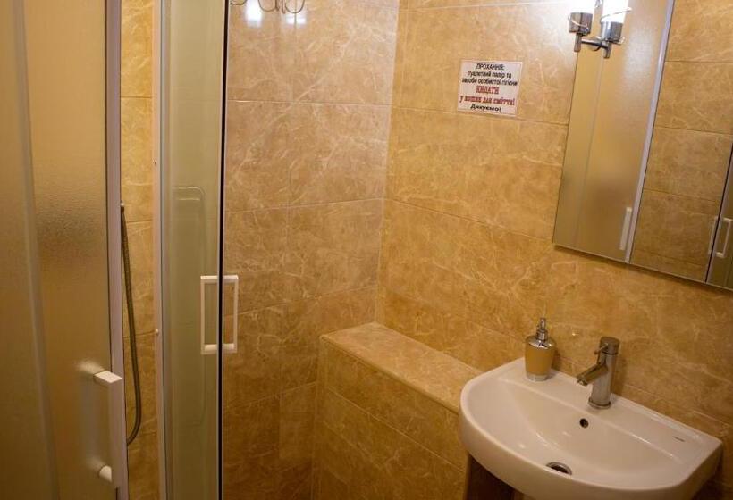 اتاق استاندارد چهار تخته, каприз