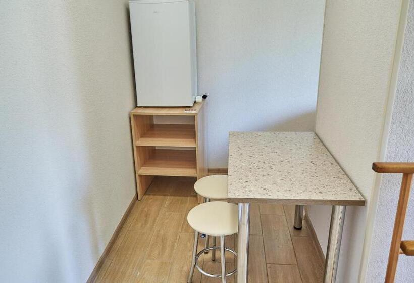 اتاق استاندارد چهار تخته, каприз