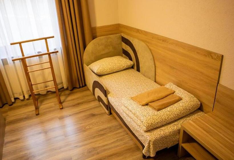 سوییت خانوادگی, каприз