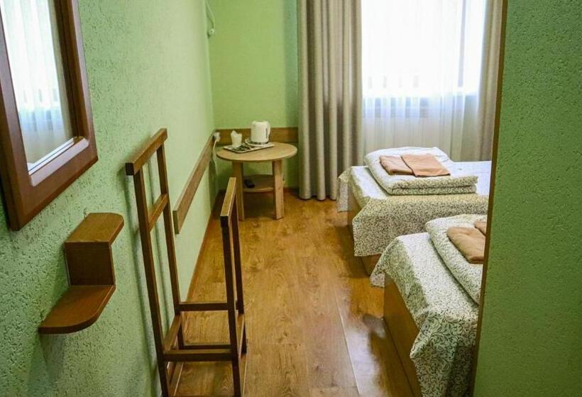 اتاق اکونومی, каприз