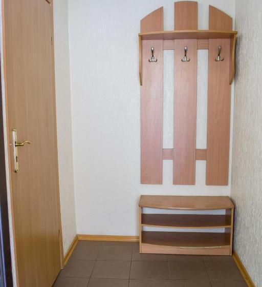 اتاق کلاسیک سه تخته, каприз