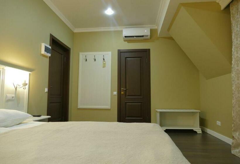 标准间带阳台, Abaata