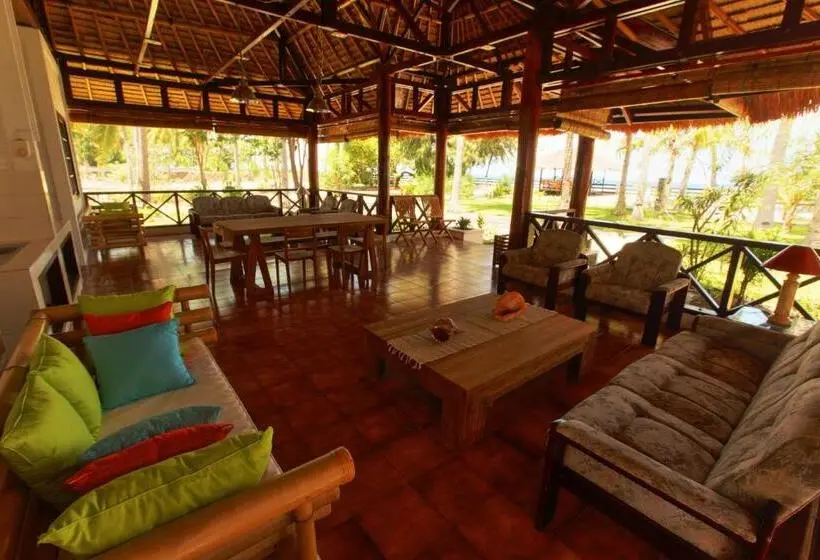 بنگله خانوادگی, Amrita Maumere Resort