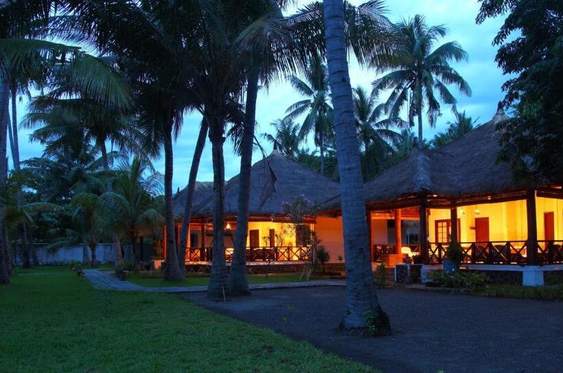 בונגלו סטנדרט 2 חדרי שינה, Amrita Maumere Resort