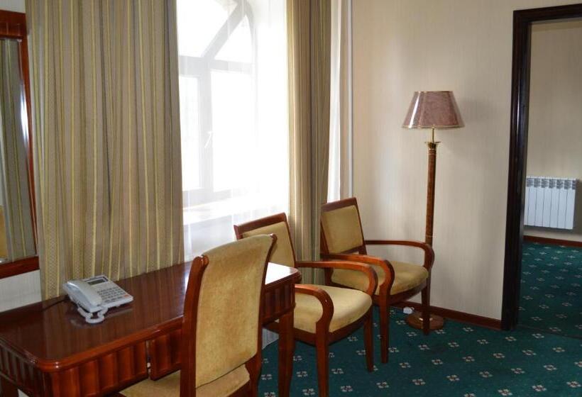 سوییت جونیور, Deluxe Spa