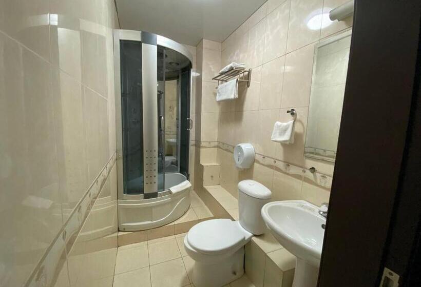 سوییت جونیور, Deluxe Spa