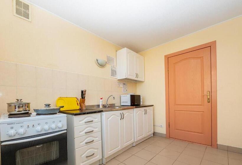 اتاق راحتی سه تخته, Elektromash