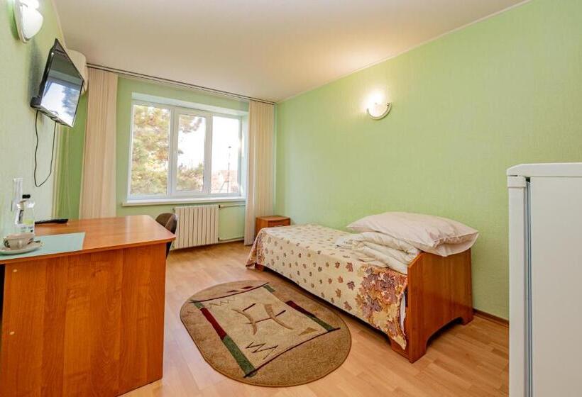 اتاق راحتی سه تخته, Elektromash