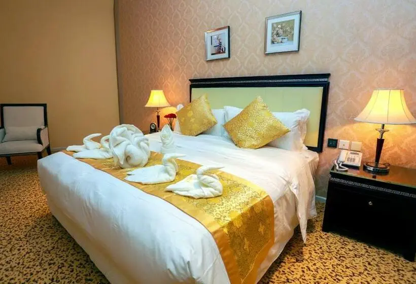 اتاق لوکس, Hala Inn Arar