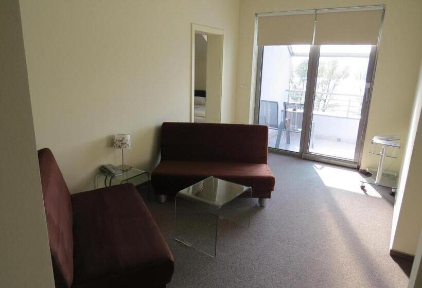 سوئیت با بالکن, šiker B&b