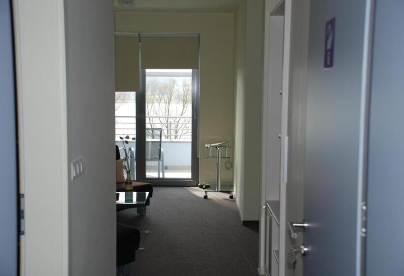 سوئیت با بالکن, šiker B&b