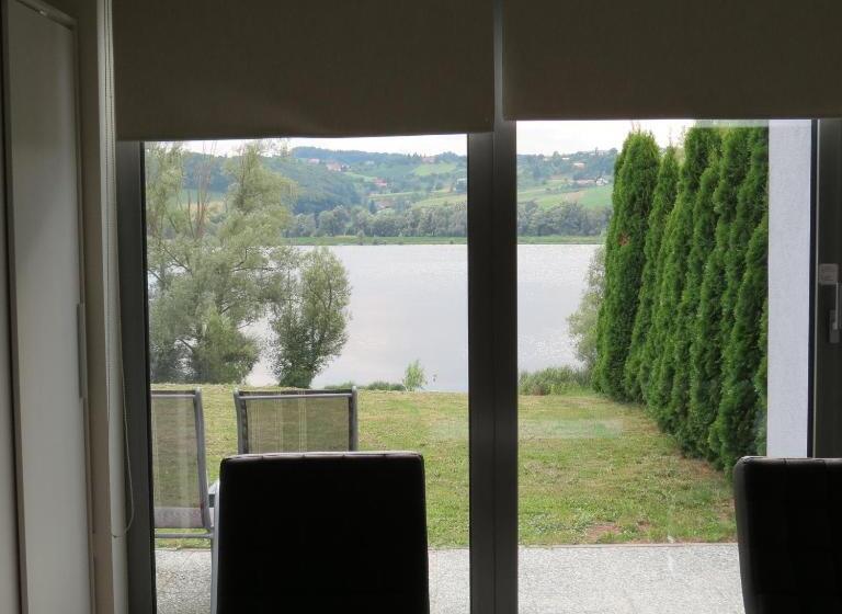 اتاق استاندارد اینتریور, šiker B&b