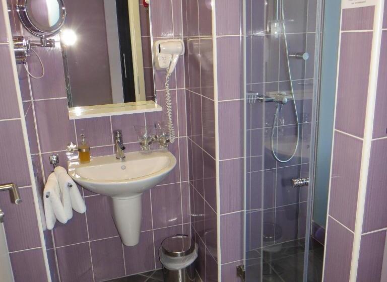 اتاق استاندارد با تراس, šiker B&b