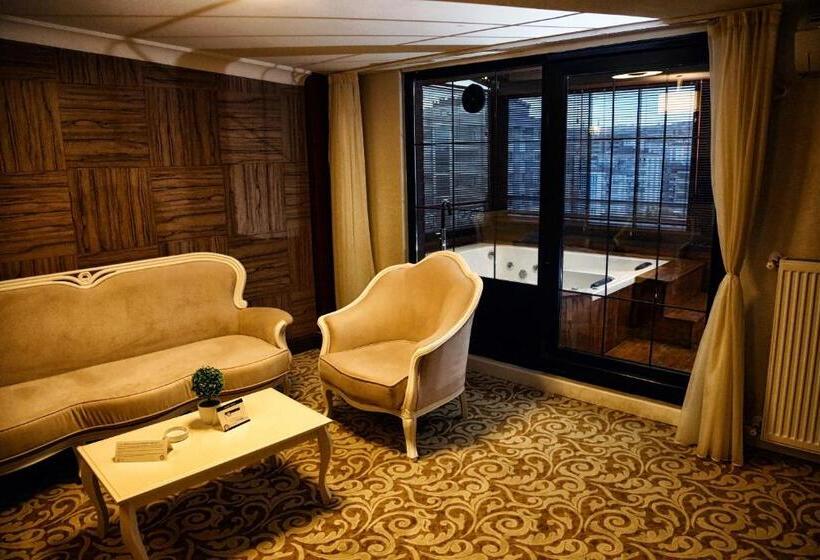 سوئیت پرزیدنت, My Suit Residence