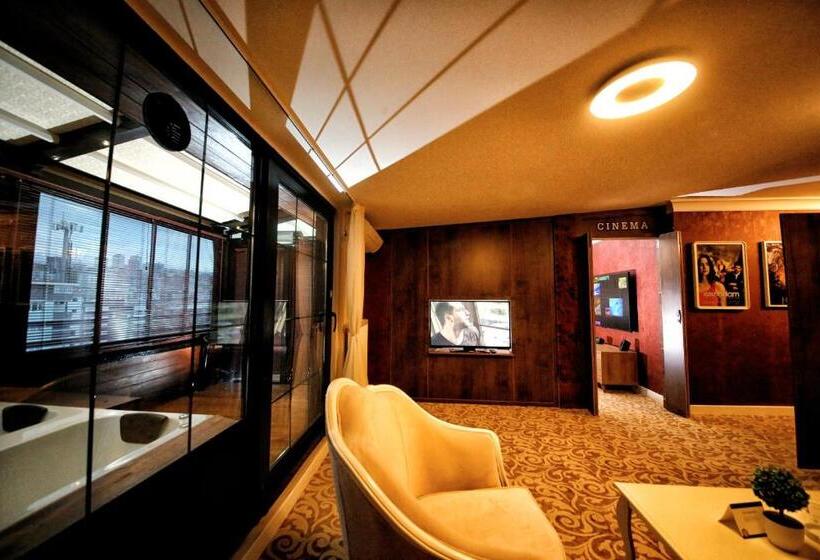 سوئیت پرزیدنت, My Suit Residence