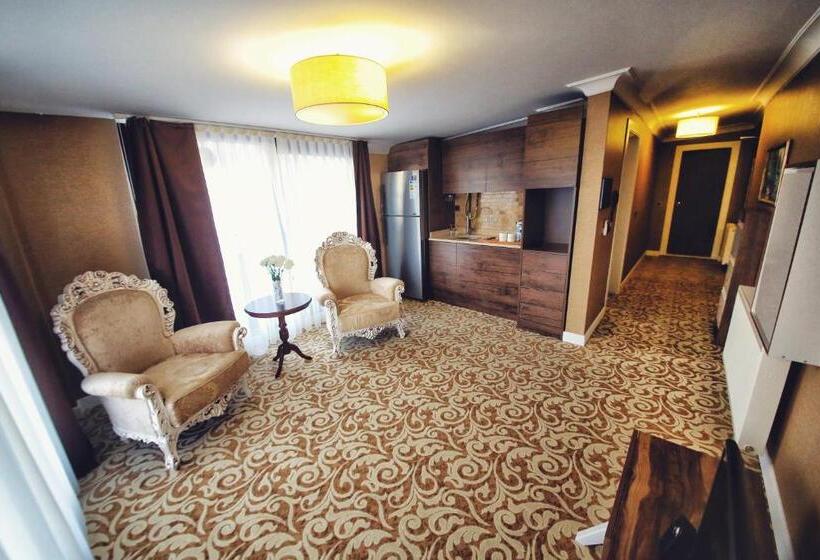 سوییت, My Suit Residence