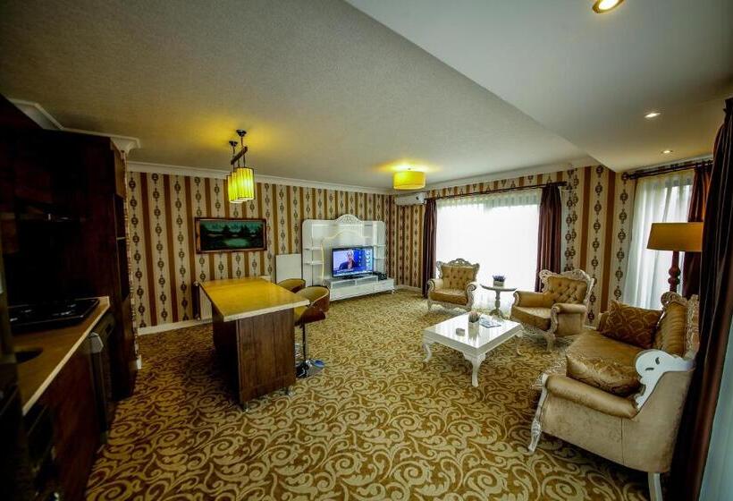 سوئیت با تخت بزرگ, My Suit Residence