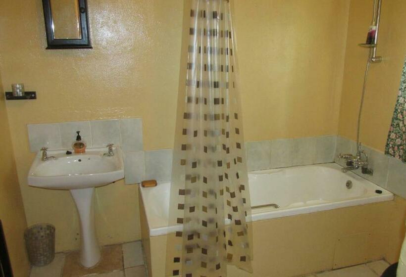 شاليه غرفة نوم واحدة, The Country Garden