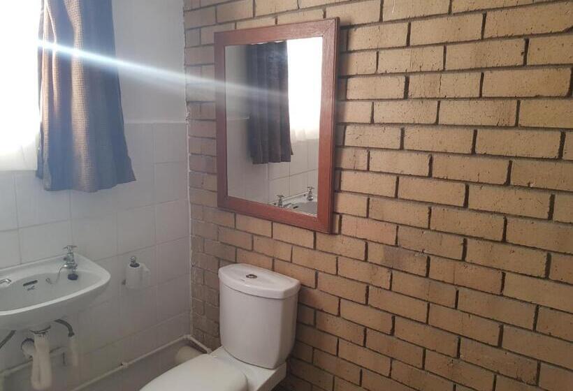 标准间, Mountain View Country Estate