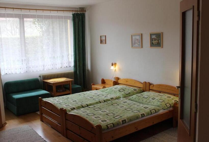 Номер Стандарт, Penzión Mária