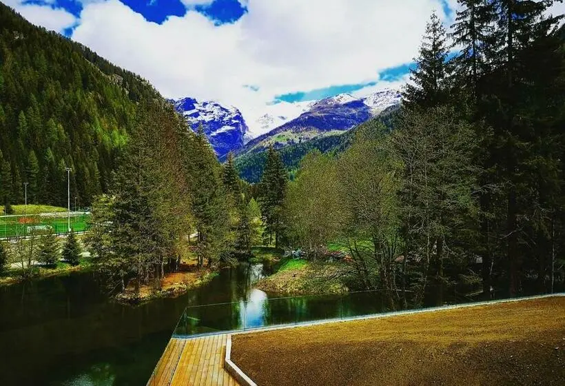 Juniorsviitti, Au Charmant Petit Lac Ecohotel Parc & Spa