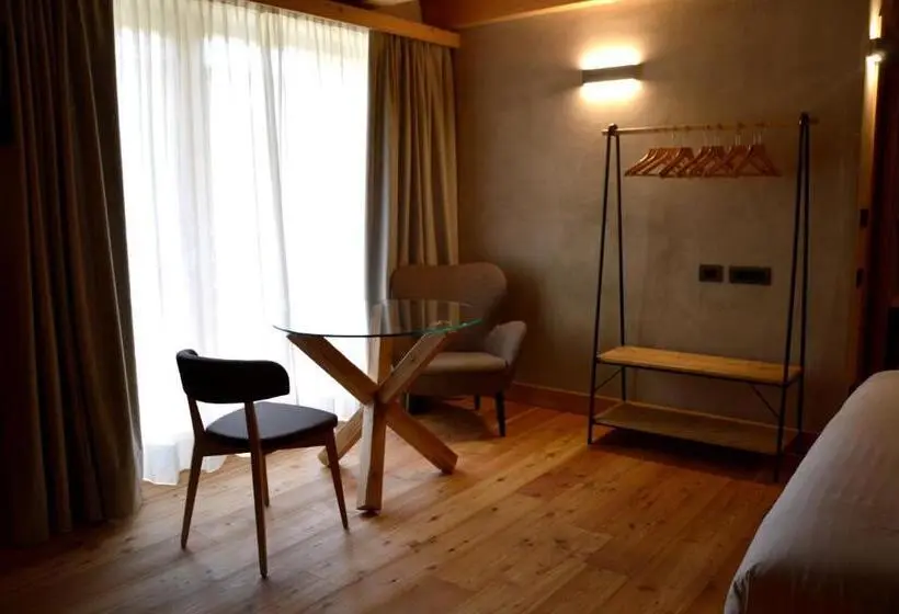 Superior-huone, Au Charmant Petit Lac Ecohotel Parc & Spa
