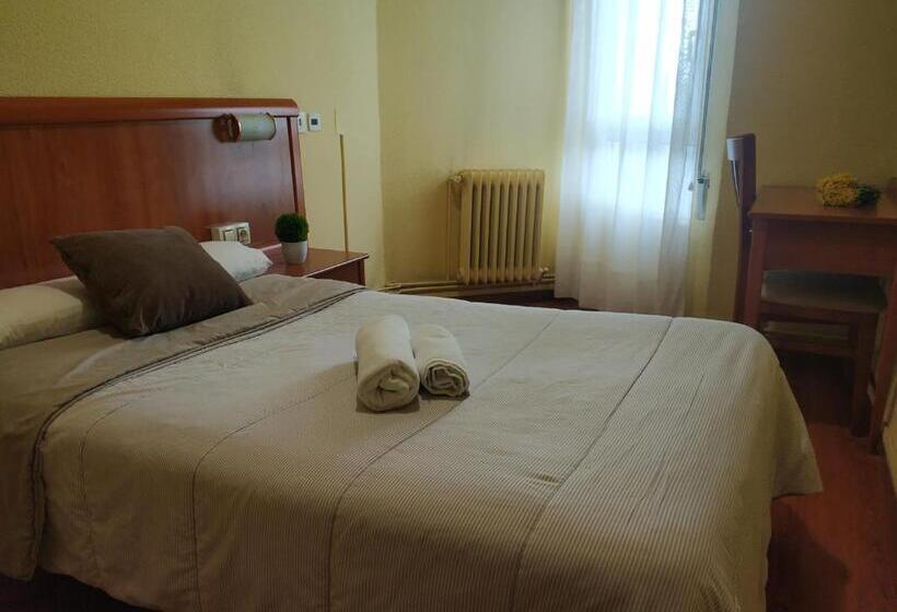 Номер Стандарт Индивидуальный, Hostal Restaurante Iruñako