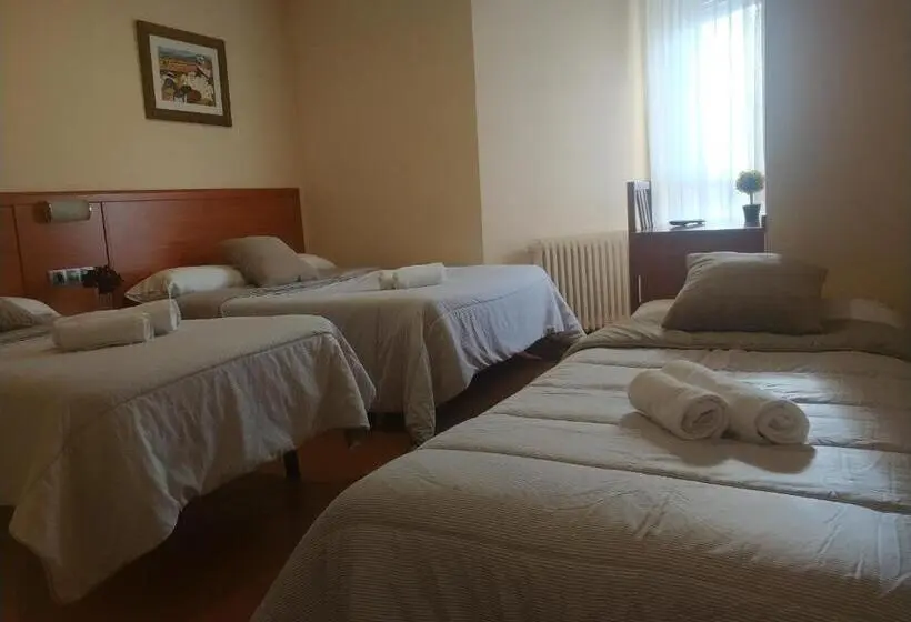ファミリールーム, Hostal Restaurante Iruñako