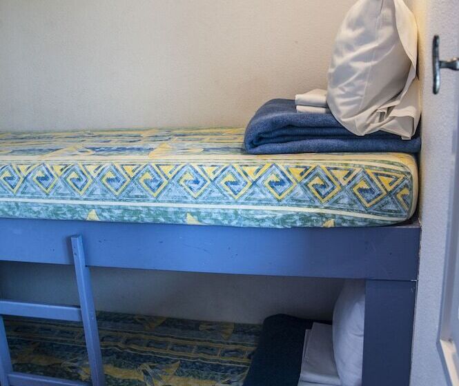 스탠다드 스튜디오, Le Leukos