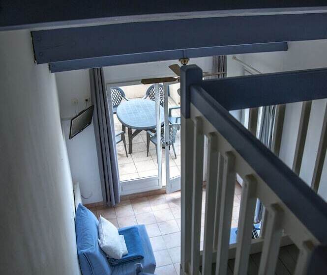 스탠다드 스튜디오, Le Leukos