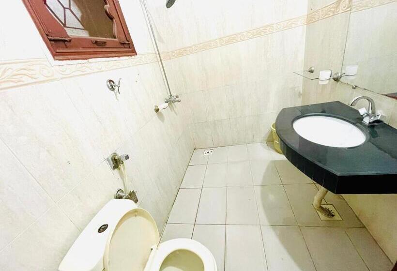 اتاق لوکس, Serena Palace