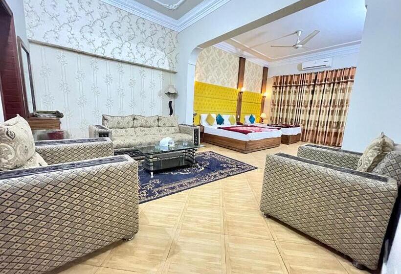 سوییت خانوادگی, Serena Palace