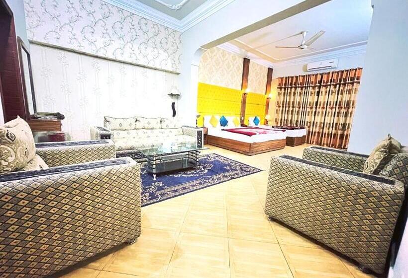 سوییت خانوادگی, Serena Palace