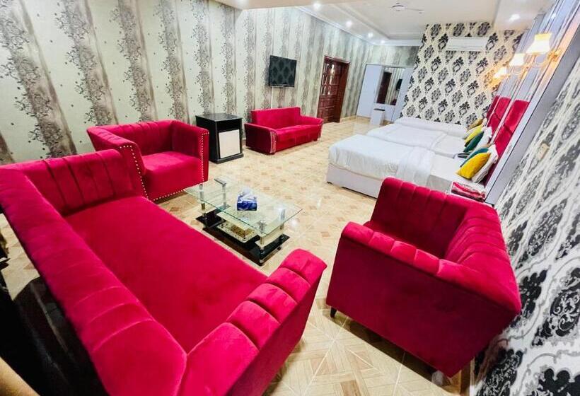 سوئیت پرزیدنت, Serena Palace