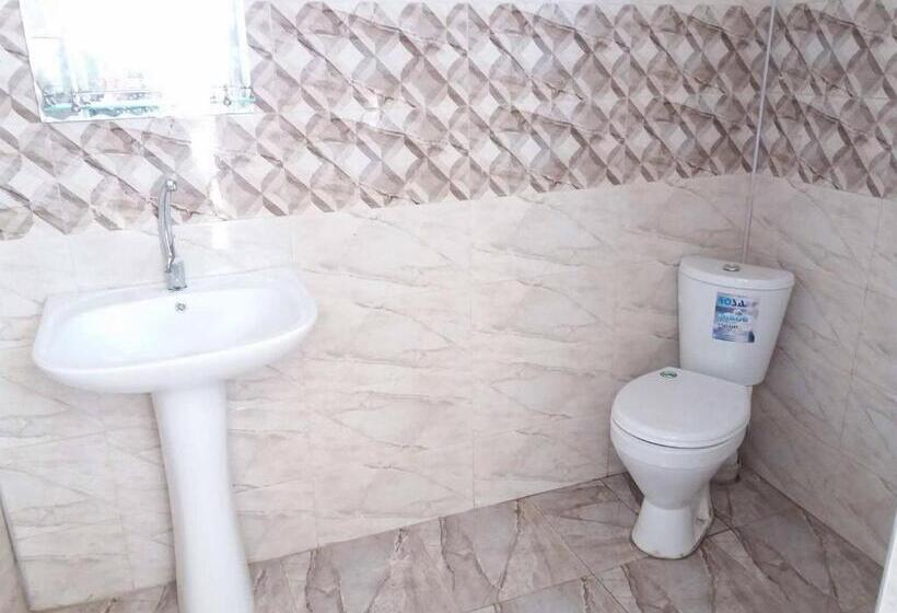 חדר סטנדרט לשלושה, Guest House Nona