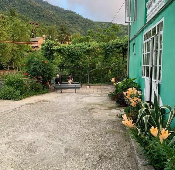 חדר סטנדרט לשלושה, Guest House Nona