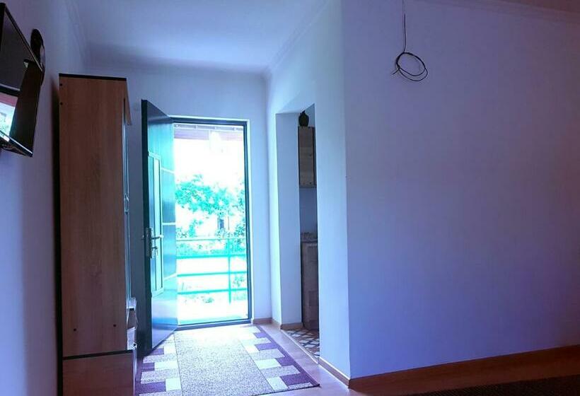 اتاق استاندارد چهار تخته, Guest House Villa