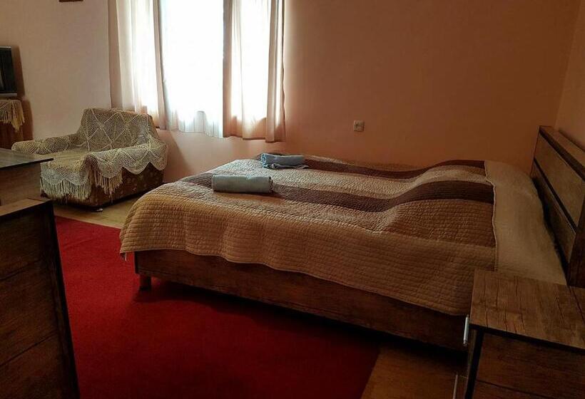 اتاق استاندارد چهار تخته, Guest House Villa