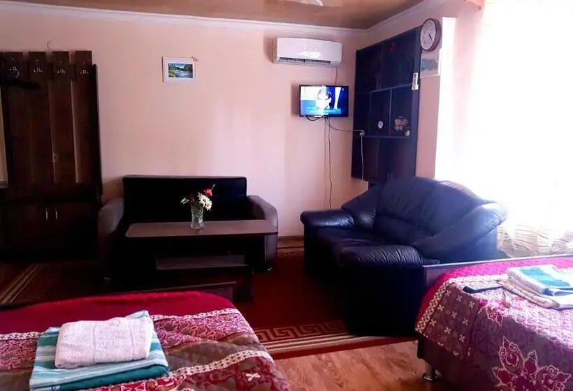 اتاق استاندارد سه نفره, Guest House Villa