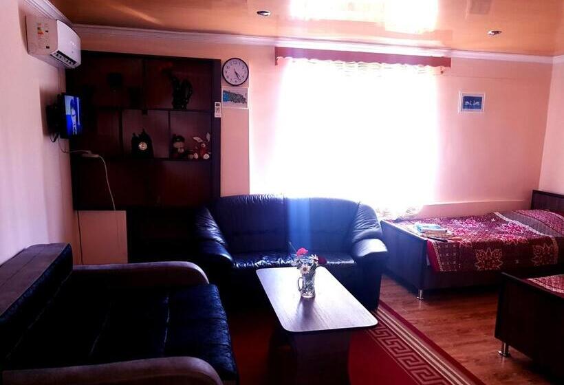 اتاق استاندارد سه نفره, Guest House Villa