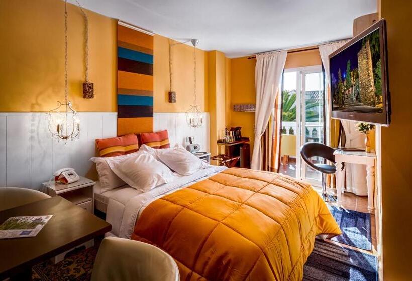 발코니 수피리어 룸, Boutique Hotel Pueblo