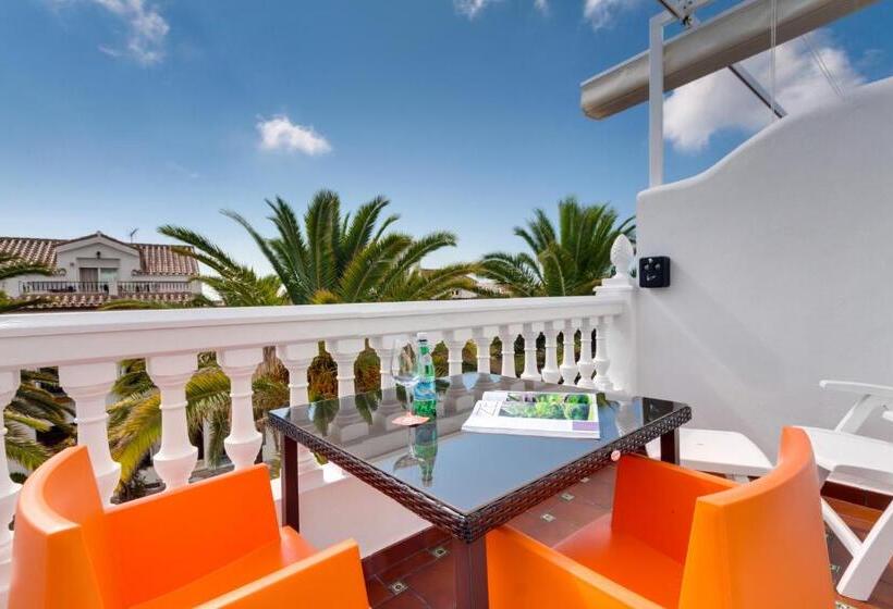 Номер Стандарт с Балконом, Boutique Hotel Pueblo