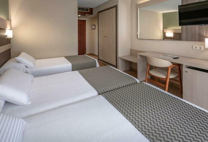 Трехместный Номер Стандарт с Балконом, 4r Playa Park