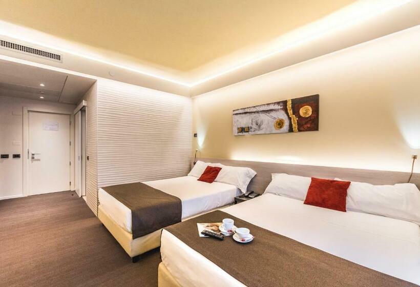 חדר סופריור לשלושה, Antony Hotel   Venice Airport