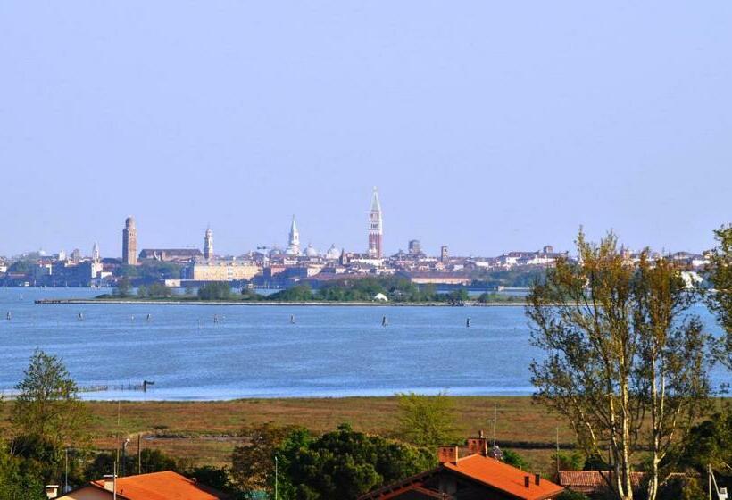 חדר משפחתי, Antony Hotel   Venice Airport